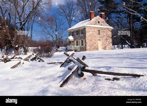 GEORGE WASHINGTON HEADQUARTERS IN WINTER SNOW VALLEY FORGE PENNSYLVANIA USA Stock Photo - Alamy