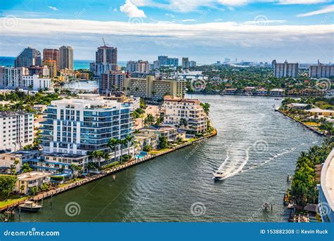 Intracoastal Waterway in Fort Lauderdale, Florida, USA Stock Photo - Image of long, hollywood ...