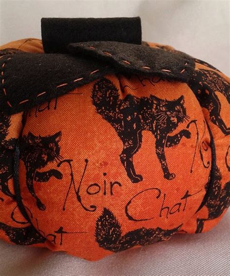 Chat Noir Halloween Pumpkin / Black Cat Pumpkin / Stuffed - Etsy