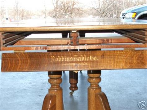 Robbins Table Company