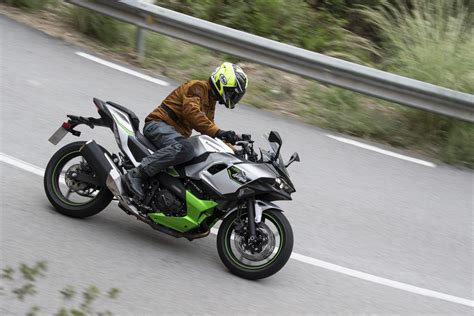 Kort getest: Kawasaki Ninja 7 Hybrid - Motorrijder