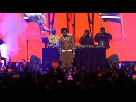 Rema - Calm Down (Live Performance at Festival Hall, Melbourne 2022 ...