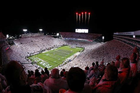 How Did the Penn State White Out Begin and Why do Penn State Fans Wear White to Beaver Stadium ...