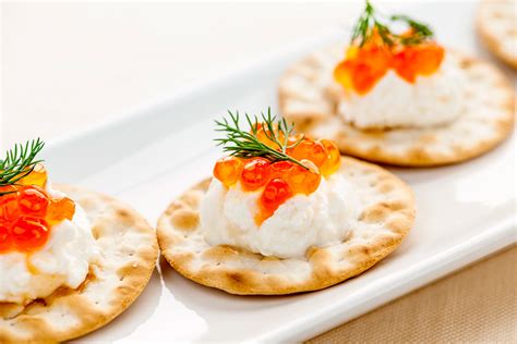 Feast like a Tsar: 5 sumptuous New Year caviar recipes - Russia Beyond