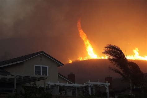 A fire tornado formed yesterday in California — here's how it happened ...