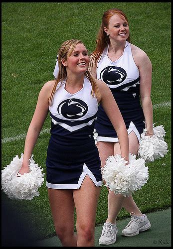 penn-state-cheerleaders - The Sports Bank