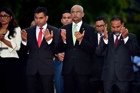 President participates in the national day flag hoisting ceremony – The Times of Addu