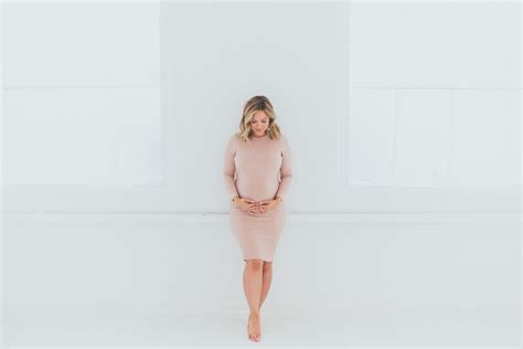 Maternity Photographer in Belfast Northern Ireland