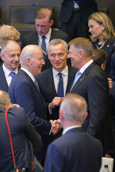 FOTOGALERIE Klaus Iohannis și Joe Biden la summitul NATO, alături de ...