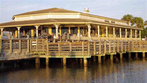 Waterfront Restaurants Near Amelia Island | Tributary Living