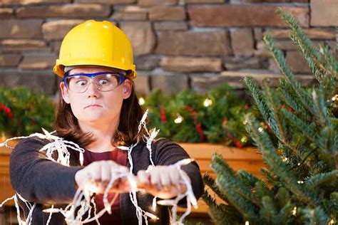 10 Essential Christmas Tree Safety Tips - Commercial Insurance for ...