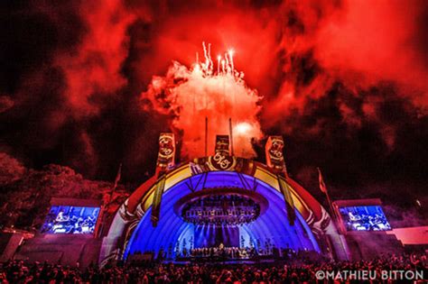 Jeff Lynne's Electric Light Orchestra Fireworks Finale at the Hollywood ...