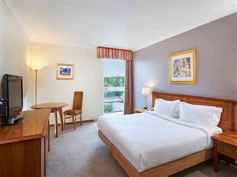 Hilton London Croydon Hotel - Deals, Photos & Reviews