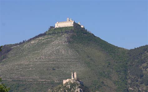 Monte Cassino Monastery: Miraculously Rebuilt After WWII Bombing - GRAND VOYAGE ITALY