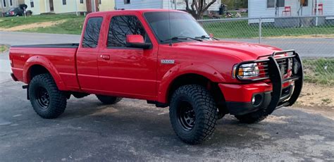 Loving the new tires and leveling kit on my ranger : r/Ford