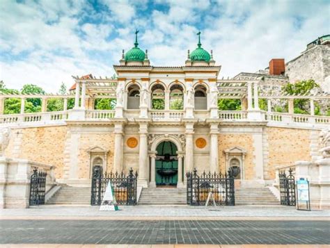 Buda Castle Tour | What are the highlights of the Buda Palace? (photos!)