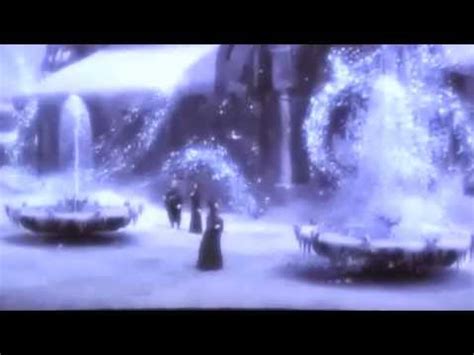 Disney's Frozen "Elsa's fight with the Guards" - Elsa the Snow Queen video - Fanpop