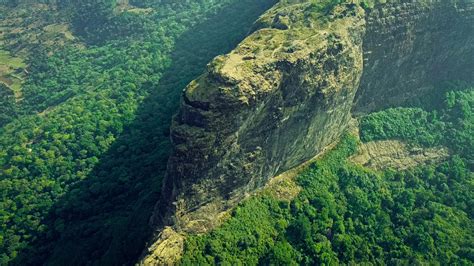 Harihar Fort Trekking Guide - NomadsBackpacker