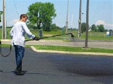 Asphalt Sealcoating Equipment and Asphalt Sealing Equipment Experts | Asphalt Sealcoating Direct