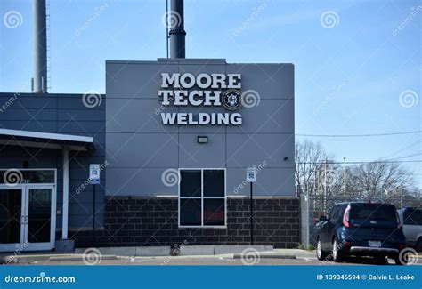 Moore Tech Welding School, Memphis, TN Imagen de archivo editorial ...