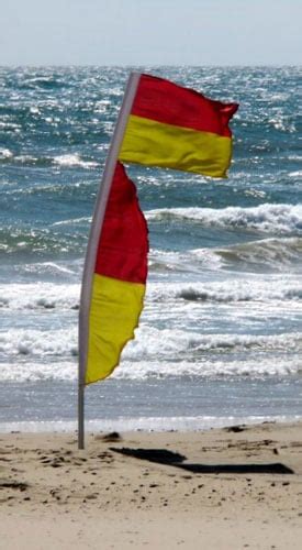 Flags save lives on beaches - Gettysburg Flag Works BlogGettysburg Flag Works Blog