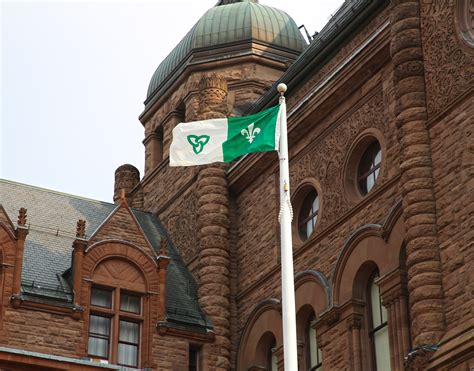 The Franco-Ontarian flag: Read about the new permanent displays ...