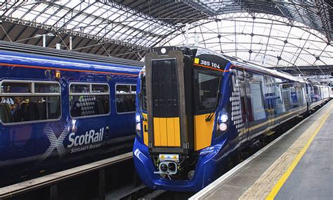 ScotRail and Hitachi Rail celebrate four years of Class 385 services