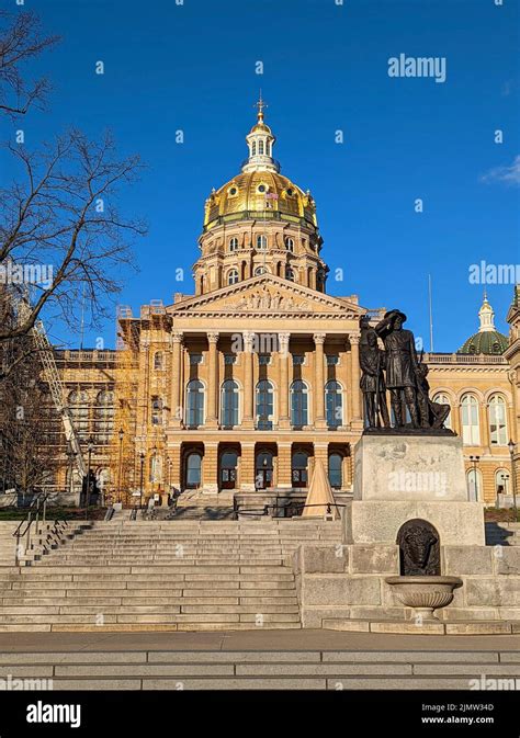 Scenic views around des moines iowa city downtown Stock Photo - Alamy