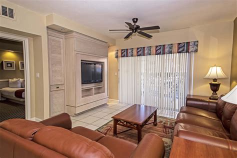 Two-Bedroom Deluxe Villa | Westgate Town Center Resort & Spa in Orlando | Westgate Resorts