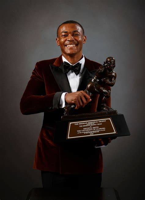 Heisman Trophy: Alabama’s DeVonta Smith becomes 1st receiver to win in ...