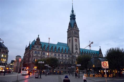 aswana-cliche: Hamburg - Rathaus (City Hall)