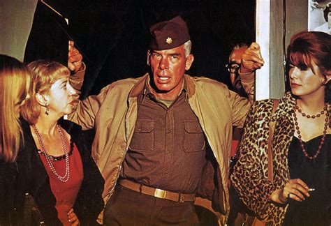 Arriba 84+ imagen lee marvin military service - Thptnganamst.edu.vn