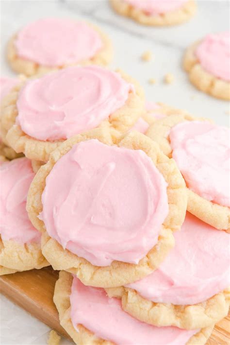 Crumbl Sugar Cookies - CopyKat Recipes