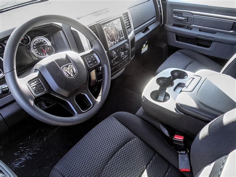 2020 Dodge Ram Warlock Interior : Dodge Ram 2020 Interior Specs - Coco Auto World / We hope you ...