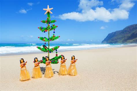 Christmas in Hawaii: Holiday Traditions in the Sun - YMT Vacations