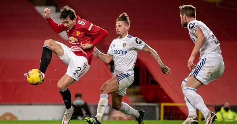 Manchester United vs Leeds United in Premier League action - pictures - Manchester Evening News