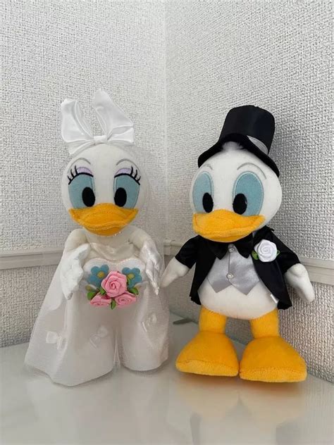 Donald And Daisy Duck Married