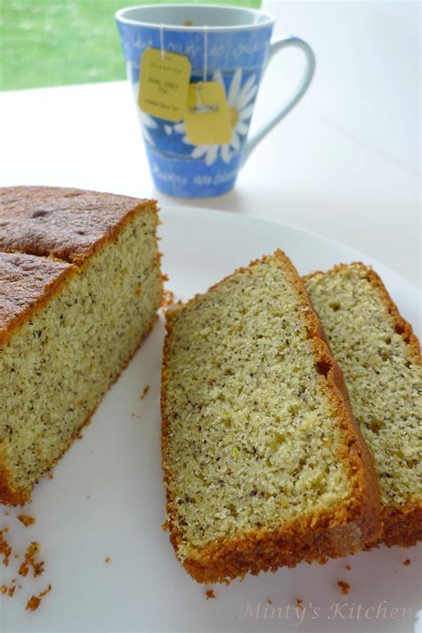 Minty's Kitchen: Earl Grey Tea Cake