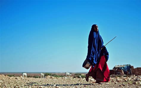 In Somalia, famine is looming and families with no food or water are ...