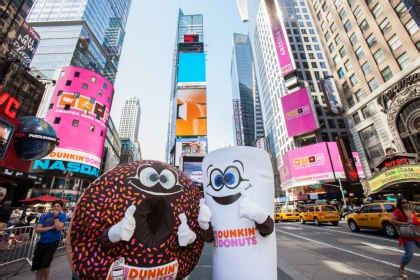 Dunkin’ Donuts Unveils New Digital Billboard in Times Square with Help of Broadway Producer and ...