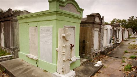 Lafayette Cemetery, New Orleans holiday accommodation from AU$ 107 ...