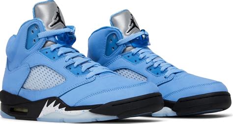 Release Guide: Air Jordan 5 Retro 'UNC' | GOAT