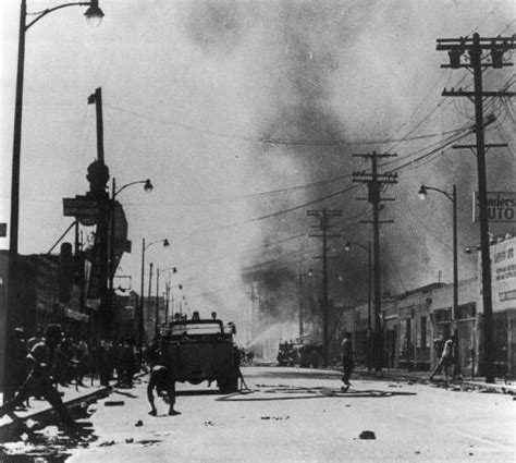 1965 Watts riots photo gallery