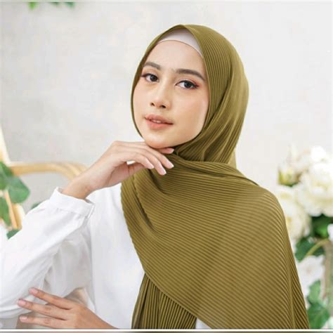 MURAH! 10 Model Kerudung Pasmina full plisket Hijab pashmina viral Jilbab pashmina kekinian ...