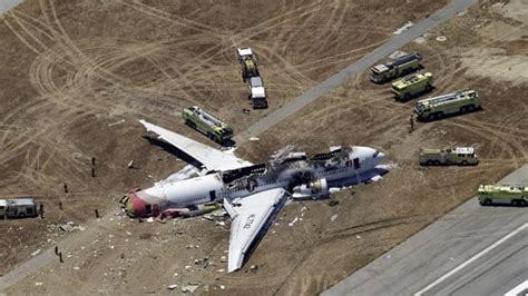 7 other commercial airliners that crashed on approach - World - CBC News