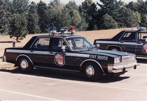 copcar dot com - The home of the American Police Car - Photo Archives