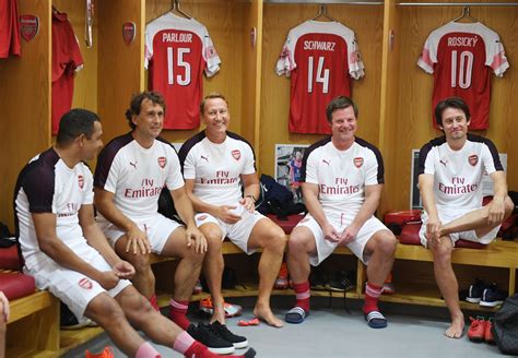 Arsenal Legends Defeat Real Madrid Legends - Arsenal True Fans