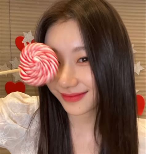 chaeryeong itzy icon pfp Kpop Girl Groups, Korean Girl Groups, Kpop Girls, South Korean Girls ...