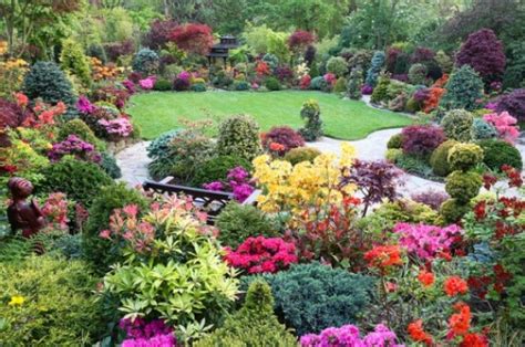 OddFuttos, When The Photos Speak: Incredible Four Seasons Garden Photos