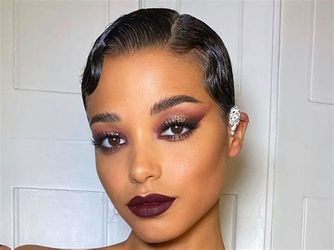 25 Ways to Wear the Burgundy Lipstick Trend